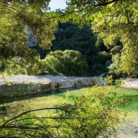 L'echappée Manora - Chênes&clapas - Maison Ardèche Piscine Hébergement de vacances Saint Alban Auriolles